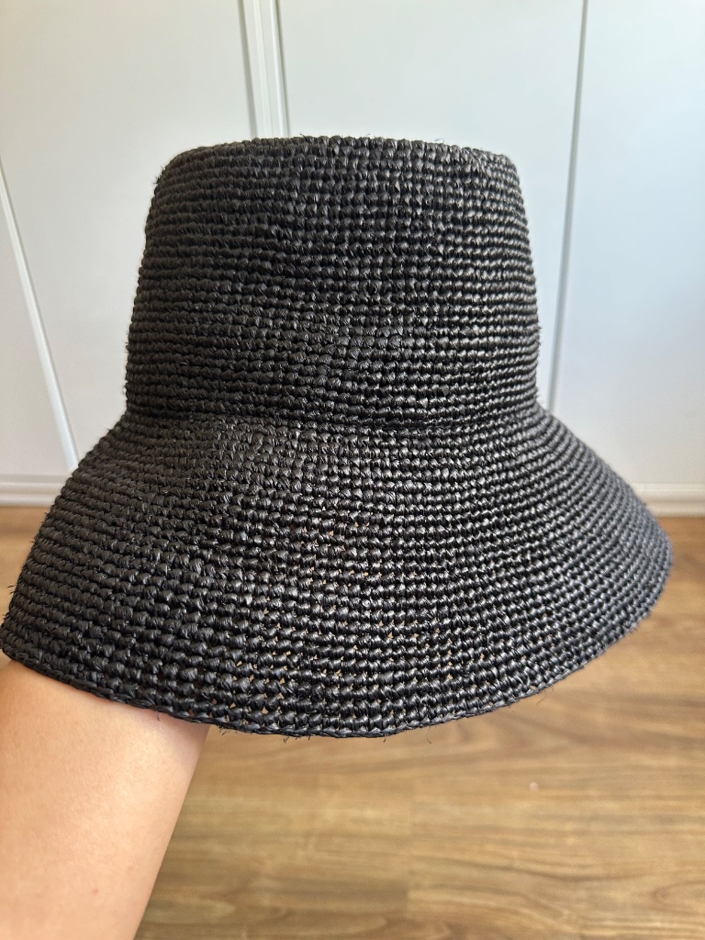 Janessa Leone Felix Packable Raffia Straw Bucket Hat in Black, sz Medium - Picture 3 of 10